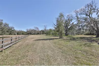 20112 Hobbs Road, Wimauma, FL 33598 - Photo 10