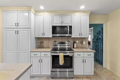 1191 87th Avenue N, Saint Petersburg, FL 33702 - Photo 16