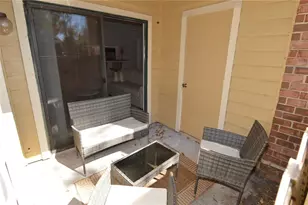 8653 Fancy Finch Dr, Tampa, FL 33614 - Photo 52