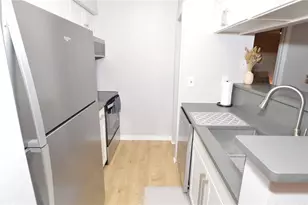 8653 Fancy Finch Dr, Tampa, FL 33614 - Photo 6