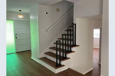 514 Crestover Drive, Temple Terrace, FL 33617 - Photo 2