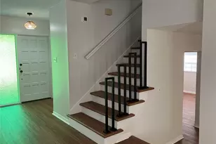 514 Crestover Dr, Temple Terrace, FL 33617 - Photo 2