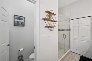 154 E Spruce St, Tarpon Springs, FL 34689 - Photo 18