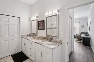 154 E Spruce St, Tarpon Springs, FL 34689 - Photo 16