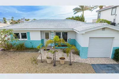 1425 Corey Way S, South Pasadena, FL 33707 - Photo 2