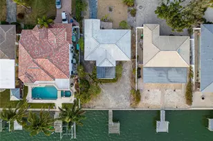 1425 Corey Way S, South Pasadena, FL 33707 - Photo 8