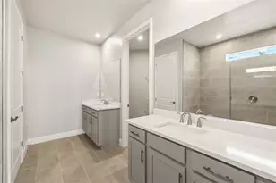 18320 Chromata Dr, Venice, FL 34293 - Photo 8