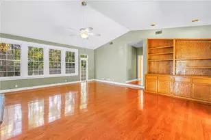 546 26th Ave N, Saint Petersburg, FL 33704 - Photo 6
