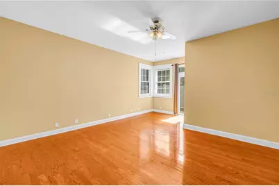 546 26th Avenue N, Saint Petersburg, FL 33704 - Photo 18