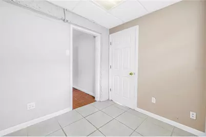 546 26th Avenue N, Saint Petersburg, FL 33704 - Photo 38