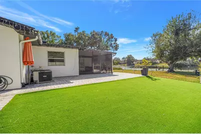 13216 Forest Hills Drive, Tampa, FL 33612 - Photo 24