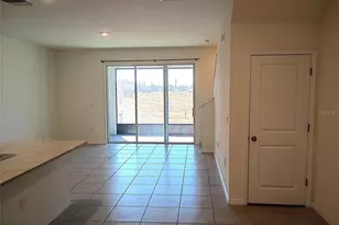 34346 Redwood Dawn Ln, Wesley Chapel, FL 33543 - Photo 6