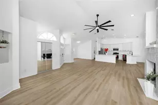 2617 Bellhurst Dr, Dunedin, FL 34698 - Photo 10