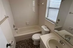 533 E Curlew Pl, Tarpon Springs, FL 34689 - Photo 14