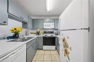 39132 County Road 54, Zephyrhills, FL 33542 - Photo 6