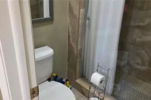 8708 Carroll Palm Pl, Tampa, FL 33614 - Photo 18