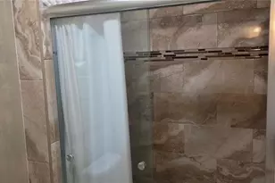 8708 Carroll Palm Pl, Tampa, FL 33614 - Photo 14