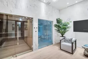 275 1st Ave S, Saint Petersburg, FL 33701 - Photo 36