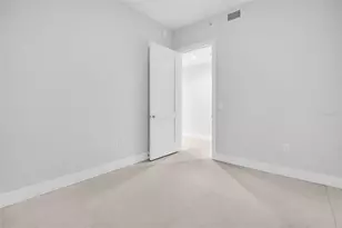 275 1st Ave S, Saint Petersburg, FL 33701 - Photo 24