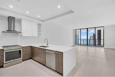 275 1st Avenue S #2304, Saint Petersburg, FL 33701 - Photo 8