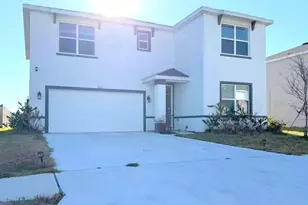 2785 Gardiner Ln, Zephyrhills, FL 33541 - Photo 1