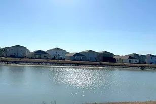 2785 Gardiner Ln, Zephyrhills, FL 33541 - Photo 20