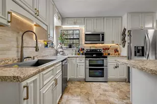 976 Hassell Dr, Tallahassee, FL 32305 - Photo 12