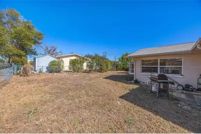 1225 NE 2nd Street, Crystal River, FL 34429 - Photo 6