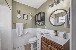 1225 NE 2nd St, Crystal River, FL 34429 - Photo 36