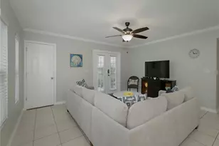 704 Lyndhurst St, Dunedin, FL 34698 - Photo 8