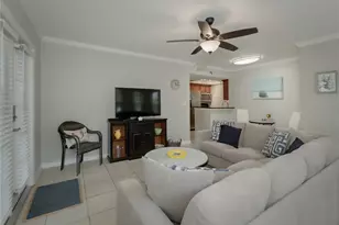 704 Lyndhurst St, Dunedin, FL 34698 - Photo 6