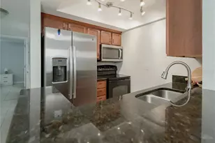 704 Lyndhurst St, Dunedin, FL 34698 - Photo 2