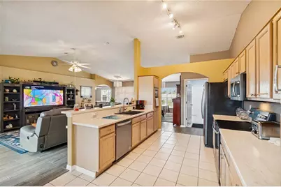 407 Montpelier Court, Spring Hill, FL 34608 - Photo 20