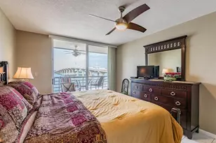 5701 Bahia Del Mar Circle, Saint Petersburg, FL 33715 - Photo 12