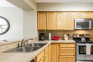 5701 Bahia Del Mar Circle, Saint Petersburg, FL 33715 - Photo 6