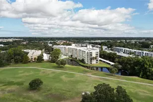 225 Country Club Dr, Largo, FL 33771 - Photo 2