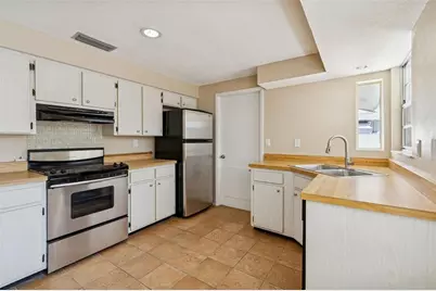 6419 1st Avenue W, Bradenton, FL 34209 - Photo 4