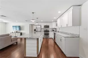 6302 S Selbourne Ave, Tampa, FL 33611 - Photo 4