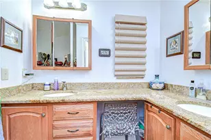 12722 Dunhill Dr, Tampa, FL 33624 - Photo 12