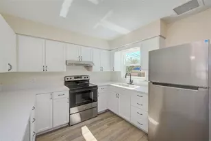 715 1st Ave NE, Largo, FL 33770 - Photo 8