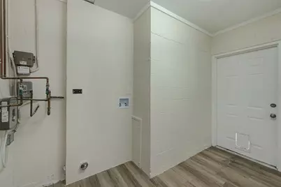 715 1st Avenue NE, Largo, FL 33770 - Photo 18