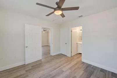 715 1st Avenue NE, Largo, FL 33770 - Photo 14