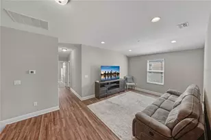 2527 Stapleford Pl, Wesley Chapel, FL 33543 - Photo 20