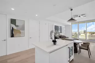 400 Central Ave, Saint Petersburg, FL 33701 - Photo 6