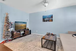 5440 S MacDill Ave, Tampa, FL 33611 - Photo 4