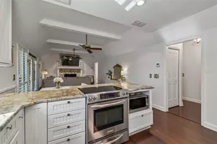 2816 Fairway View Dr, Valrico, FL 33596 - Photo 12