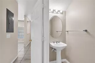 8509 Trail Wind Dr, Tampa, FL 33647 - Photo 12