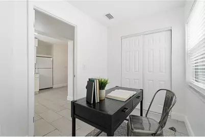 546 90th Avenue N, Saint Petersburg, FL 33702 - Photo 12