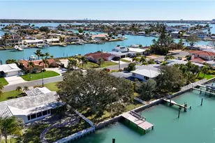 11800 6th St E, Treasure Island, FL 33706 - Photo 18