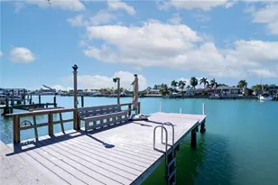 11800 6th St E, Treasure Island, FL 33706 - Photo 12